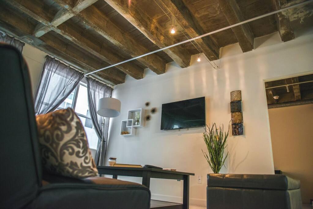 Newly Renovated 1Bdrm Loft Dtla And Rooftop Pool Los Angeles Exterior photo