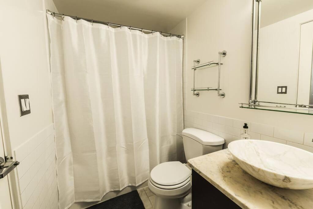 Newly Renovated 1Bdrm Loft Dtla And Rooftop Pool Los Angeles Exterior photo